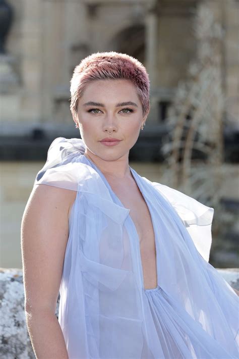 nude pictures of florence pugh|Florence Pugh Nude In Oppenheimer (6 Photos)